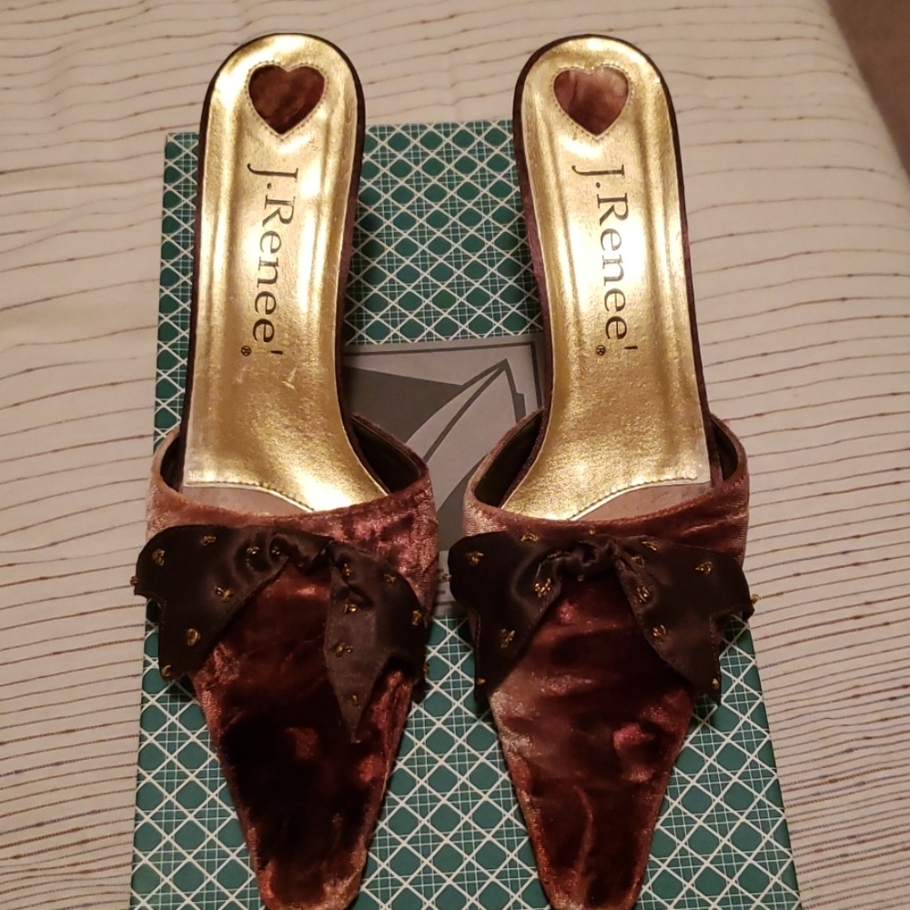 J. Renee Velvet Mule